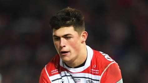 louis rees zammit contract at gloucester